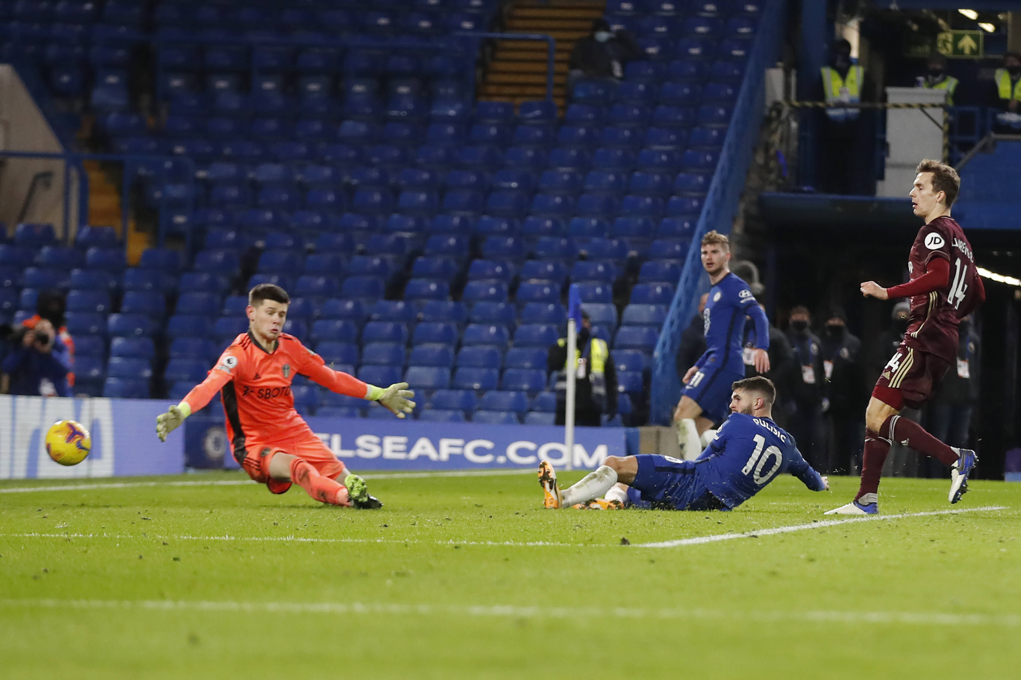 及场上视野 及场上视野