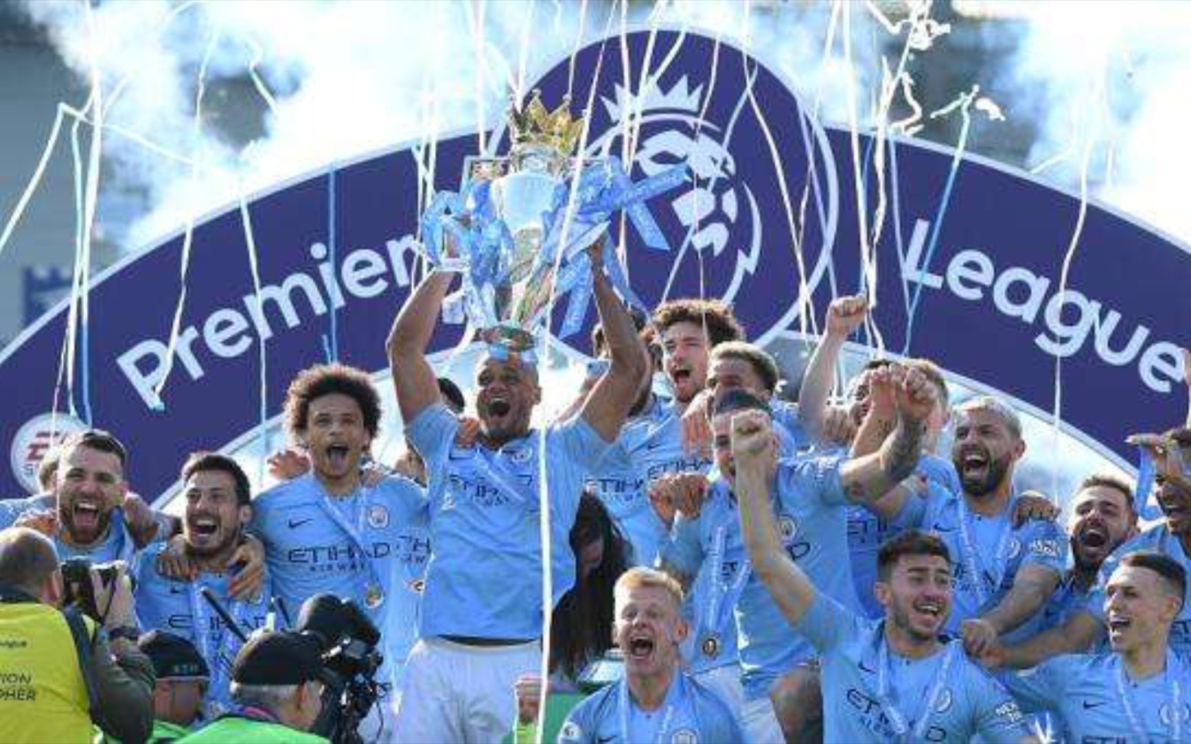 冠淘汰赛与 冠淘汰赛与